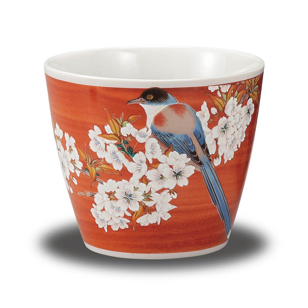 【made in japan】
Stylish Kutani Pottery Pair of Shochu Glasses by Waza no Kura, featuring cherry blossoms and birds. Premium Japanese tableware, perfect for birthdays, milestone celebrations, and thoughtful gifts.