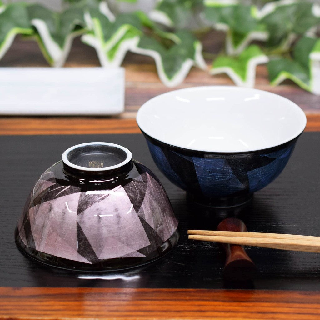 【made in japan】
Waza no Kura Elegant Pair of Rice Bowls, Kutani Porcelain, Stylish Japanese Tableware, Silver Decoration, High-Quality Ceramics, Perfect Wedding, Birthday, and Anniversary Gifts, Made in Japan.