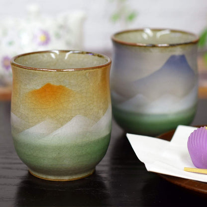 【made in japan】
Kura Waza Stylish Couple Sake Cups, Kutani Ware, Fuji Mountain Design, Ceramic Tableware, Japanese Made, Perfect for Weddings, Anniversaries, and Milestone Celebrations, Gifts for Loved Ones.