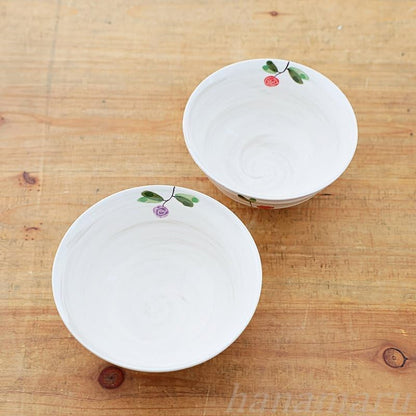 【made in japan】
Hasami Porcelain Pair of Rice Bowls - Kihou Kiln with White Slip Flower Design, Ideal for Couples, Perfect for Rice, Gift for Weddings and Special Occasions