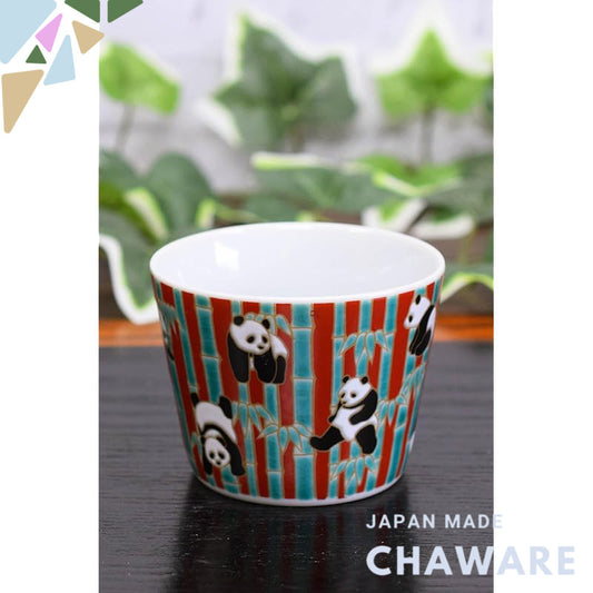 【made in japan】
Stylish Japanese Soba Choko Cup by Waza no Kura, Premium Kutani Porcelain with Panda Design, Elegant Tab