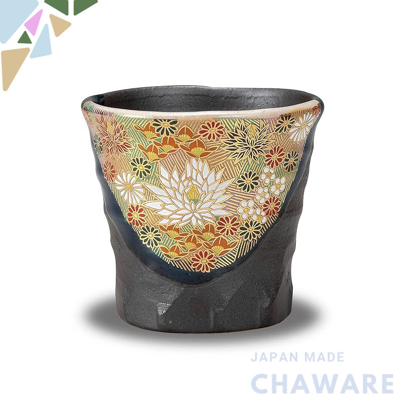 【made in japan】
Stylish Japanese Kutani Pottery Sake Glasses from Waza no Kura – Premium Ceramic Shochu Glasses with Gol