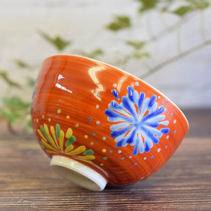 【made in japan】
Stylish Japanese Kutani Porcelain Rice Bowl by Waza no Kura, perfect for serving rice. A high-quality tableware gift ideal for birthdays, Kinen celebrations, and special occasions. Elegant design for traditional dining. Made in Japan.