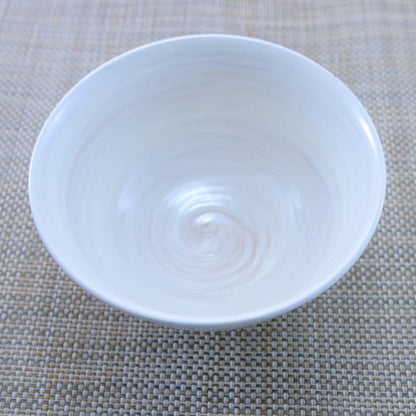 【made in japan】
Arita Ware & Hasami Ware Rice Bowl (Large, Black) - Lightweight, Thin, Nut Design - Grapes, Japanese Tableware, Ceramics, San Kaibishi