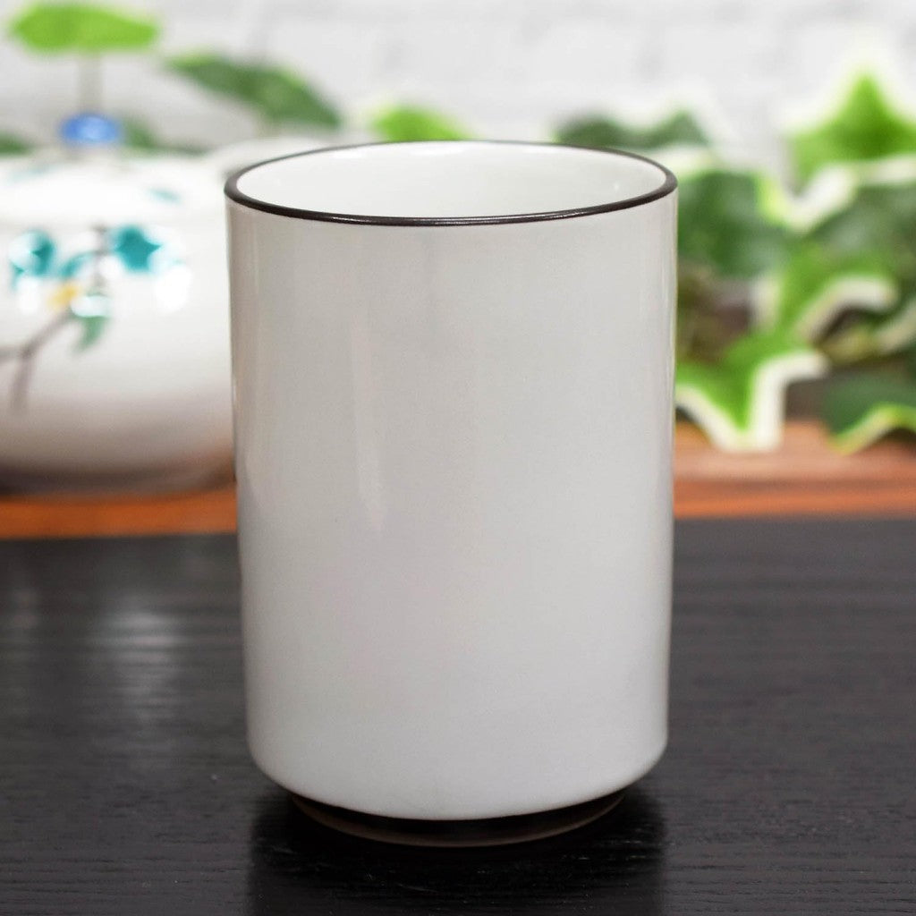 [Made in Japan] Waza no Kura Large Japanese Tea Cup, Kutani Ware, Tessen Style, Ceramic Traditional Tableware, Made in Japan, Perfect for Tea Lovers