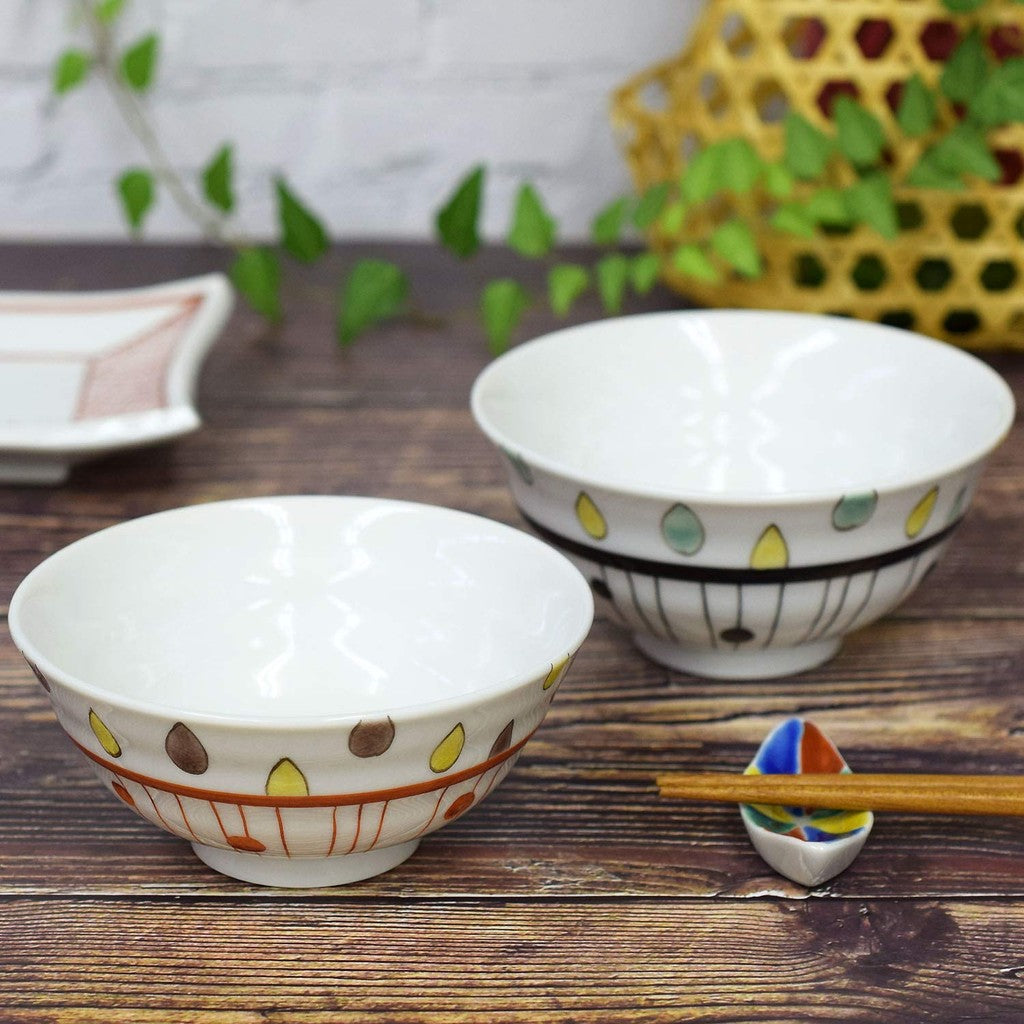 【made in japan】
Stylish Japanese Couple's Rice Bowls - Waza no Kura Set, Kutani Ceramics, Elegant Tableware, Drip Line Design, Perfect for Japanese Cuisine and Dining