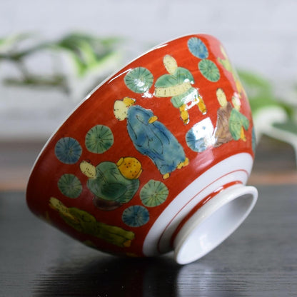 【made in japan】
Elegant Kutani Ceramic Rice Bowl, Japanese Tableware, High-Quality Handcrafted, Ideal for Birthdays and Special Celebrations, Perfect Gift for Milestone Events, Traditional Japanese Design.