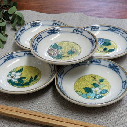 Waza no Kura Plate Set - Stylish Tableware, Kutani Ware Small Plates (Set of 5), Yoshidaya Floral Design, Ceramic, Japanese Tableware, Serving Plates, Made in Japan.