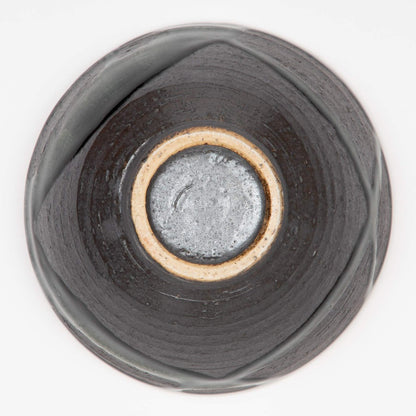 【made in japan】
Marui Seito Shigaraki Ware Hechimon Rice Bowl, Ceramic Tea Bowl with Black Glaze Flow Pattern, Diameter 11.5 cm x Height 6 cm, Made in Japan, MR-3-3500. Ideal for Enjoying Steamed Rice.