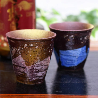[Made in Japan] Stylish Japanese Tableware - Kutani Pottery Pair of Sake Glasses, Silver-Leaf Design, Perfect for Shochu. Ideal Gifts for 60th Birthday, 70th and 77th Celebrations. Exquisite Brand and Traditional Japanese Pottery.