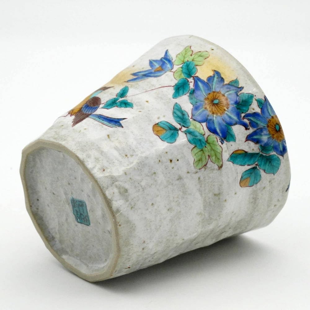 【made in japan】
Kutani Porcelain Kitayama-do Original Rock Glass with Tessen and Bird Design - Perfect for Gift or Home Decor!
