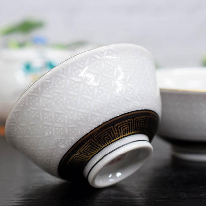 【made in japan】
Waza no Kura Stylish Couple Rice Bowls, Kutani Ceramics Set, Elegant White Seven Treasures Design, Premium Tableware, Perfect Gift for Weddings and Anniversaries, Japanese Ceramics.