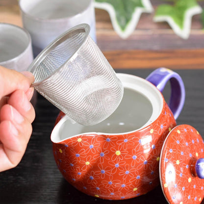 【made in japan】
Elegant Japanese Kyusu Teapot - Kutani Ceramic with Vermilion Floral Design, Includes Infuser, Authentic Japanese Tableware. Perfect for Tea Lovers!