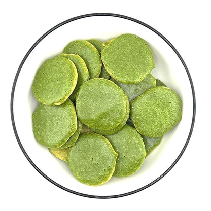 Kyoto Uji Matcha Senbei Rice Crackers - 50g Zipper Bag (1 Pack) from Higashiyama Seika. Premium Uji matcha, hand-brushed by artisans, full of fragrant flavor. No artificial coloring or additives. Perfect snack, gift, or tea accompaniment. Ideal for giftin