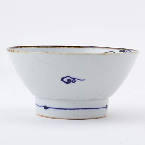 [Made in Japan] Koto Hogi Hasami Ware Rice Bowl - 12cm White Porcelain with Crane Design, Nishikai Pottery Kurawanka Bowl, Product Code 18195. Perfect for Elegant Dining.