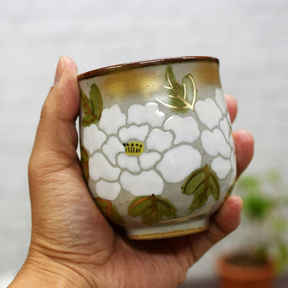 【made in japan】Stylish Pair of Kutani Ware Tea Cups, White Peony Design, Perfect for Couples. Handmade Ceramic Japanese Tableware Ideal for Weddings, Anniversaries, and Special Celebrations. A Unique Gift for Special Occasions like Koki, Kiju, and Beiju.