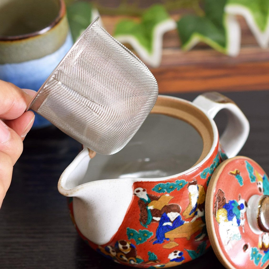 【made in japan】
Stylish Japanese Pottery Teapot with Strainer, Kutani Ware, Luxury Wooden Rice Design, Premium Tableware, Ideal Birthday Gift, Made in Japan.