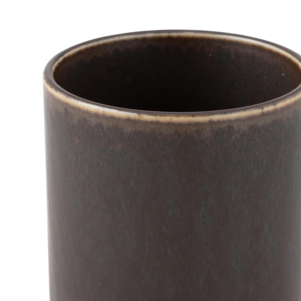 [made in Japan] TOKI1919 Karesansui Black Japanese Traditional Tea Cup 250ml, Diameter 6x9cm, Mino Ware Pottery, Microwave and Dishwasher Safe, Perfect for Restaurants, Cafes, and Japanese Cuisine, Made in Japan, 37F370-09.
