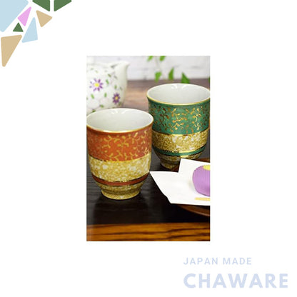【made in japan】
Stylish Pair of Japanese Kutani Ware Teacups by Waza no Kura - Elegant Couple’s Ceramic Tea Cups with Go