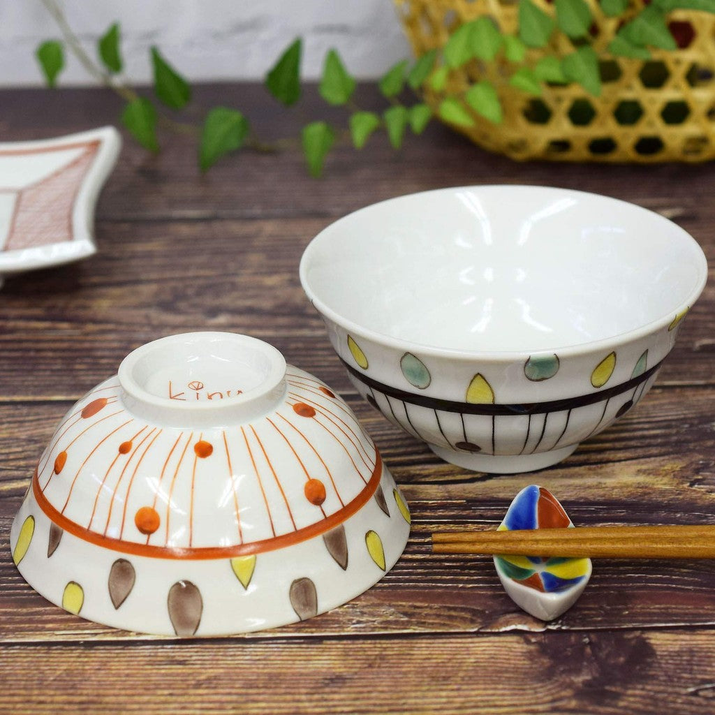 【made in japan】
Stylish Japanese Couple's Rice Bowls - Waza no Kura Set, Kutani Ceramics, Elegant Tableware, Drip Line Design, Perfect for Japanese Cuisine and Dining