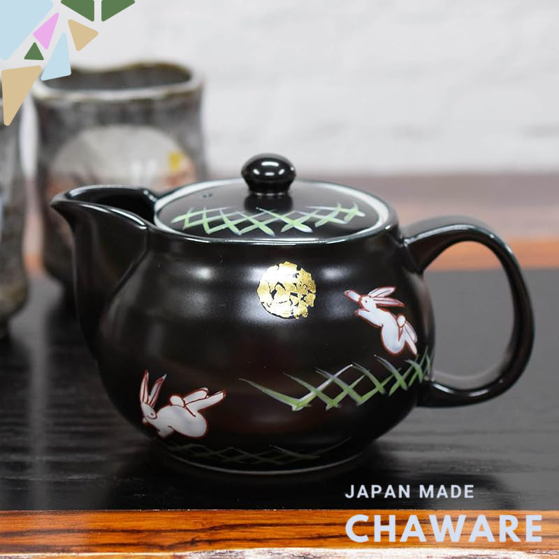 Stylish Japanese Kyusu Teapot, Kutani Ware Moon Rabbit Design, Elegant Ceramic Pot with Inline Mesh Strainer, Brand: Waza no Kura, Made in Japan, Perfect Tableware for Tea Lovers.