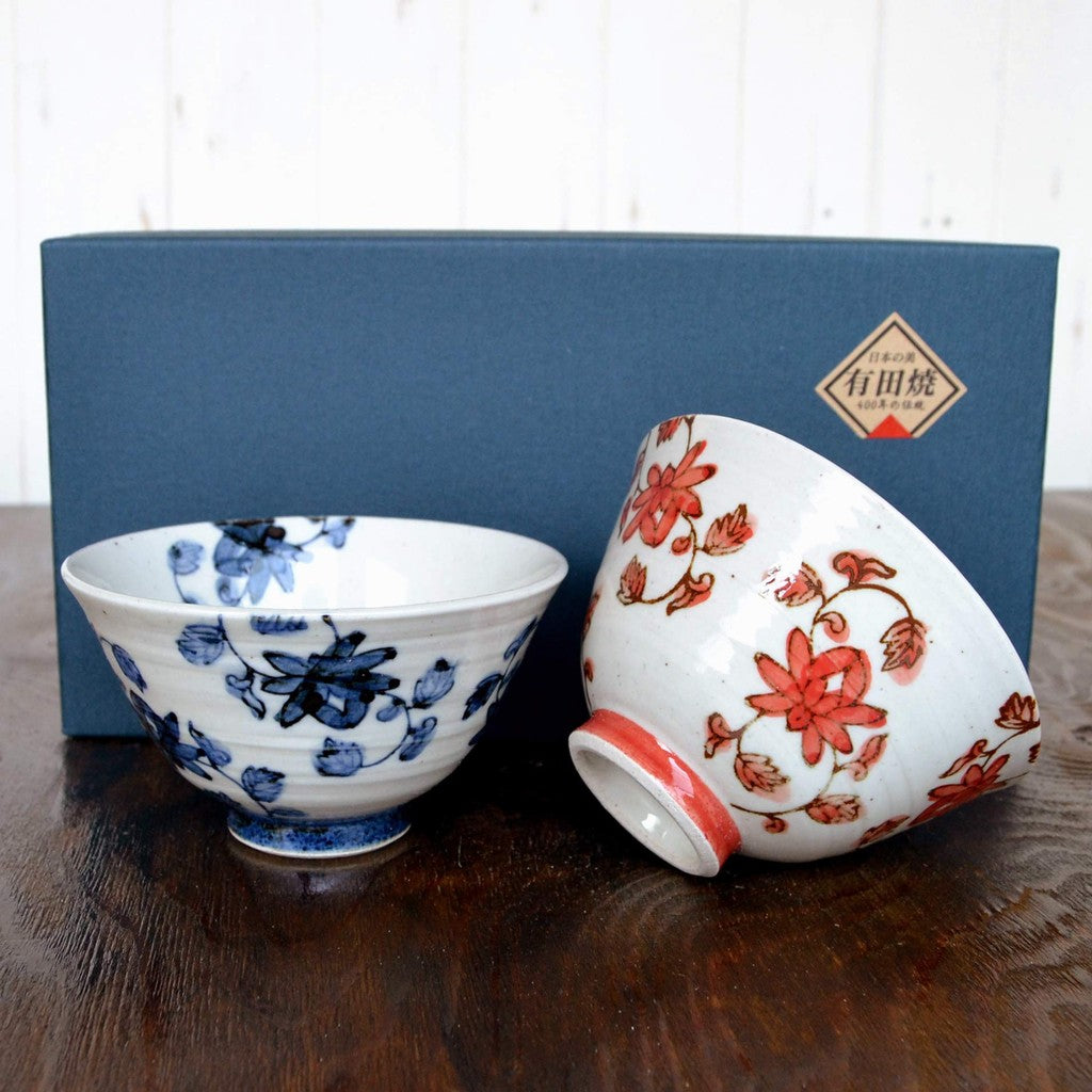 【made in japan】
Japanese Traditional Couple Rice Bowls Set with Elegant Gift Box - Arita Ware, Stylish Floral Design, Perfect present for Couples, Made in Japan.