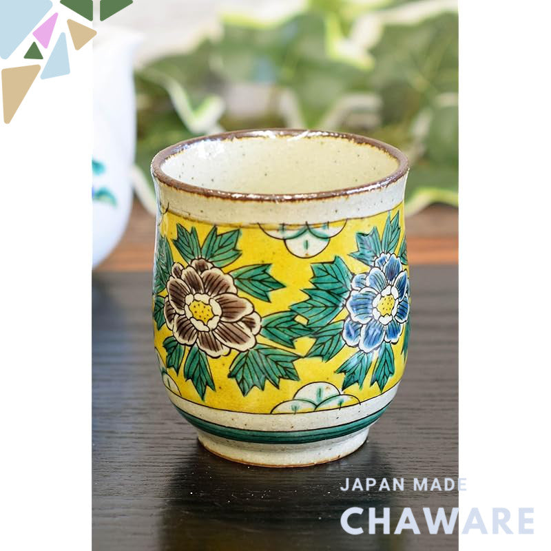 【made in japan】
Stylish Kutani Ware Yuai Mug by Yoshidaya - Japanese Ceramic Teacup, Perfect for Birthdays, Milestone Ce