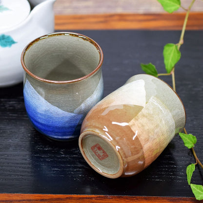 【made in japan】
Stylish Pair of Kutani Porcelain Teacups by Waza no Kura - Elegant Silver Glaze, High-Quality Japanese Tableware, Perfect Gift for Milestone Celebrations like 60th, 70th, 77th, and 88th Birthdays