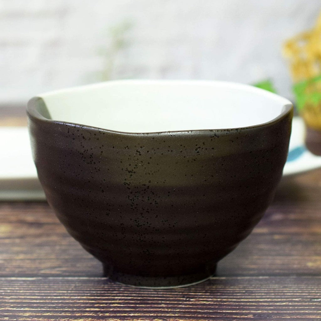 【made in japan】
Stylish Kutani Ceramic Rice Bowl for Tea, Elegant Floral Design in Yellow, Japanese Tableware, Premium Quality, Perfect for Birthdays, Milestone Celebrations, and Gifts