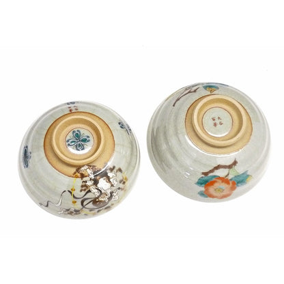 【made in japan】
Kutsuki Pair Rice Bowls - Fūjin Raijin & Camellia with Bird Design, High-Quality Ceramic, Insulated, 5.3cm Height (Large)