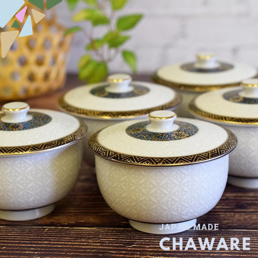 【made in japan】
Stylish Kutani Ceramic Tea Cups with Lids - Set of 5 White Shippō Design, High-End Dinnerware for Guests