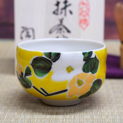 【made in japan】
Stylish Kutani Porcelain Matcha Bowl by Yoshidaya - Premium Japanese Tea Ceremony Tool, Perfect Gift for Birthdays, Celebrations like 60th, 70th, 77th, and 88th Anniversaries. Authentic Japanese Craftsmanship!