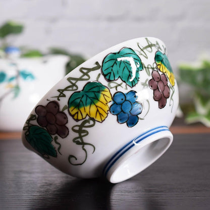 【made in japan】
Stylish Japanese Waza no Kura Rice Bowl, Kutani Ceramics with Grape Design, Perfect Tableware for Rice, Authentic Japanese Tableware, Made in Japan, Elegant Dining Experience