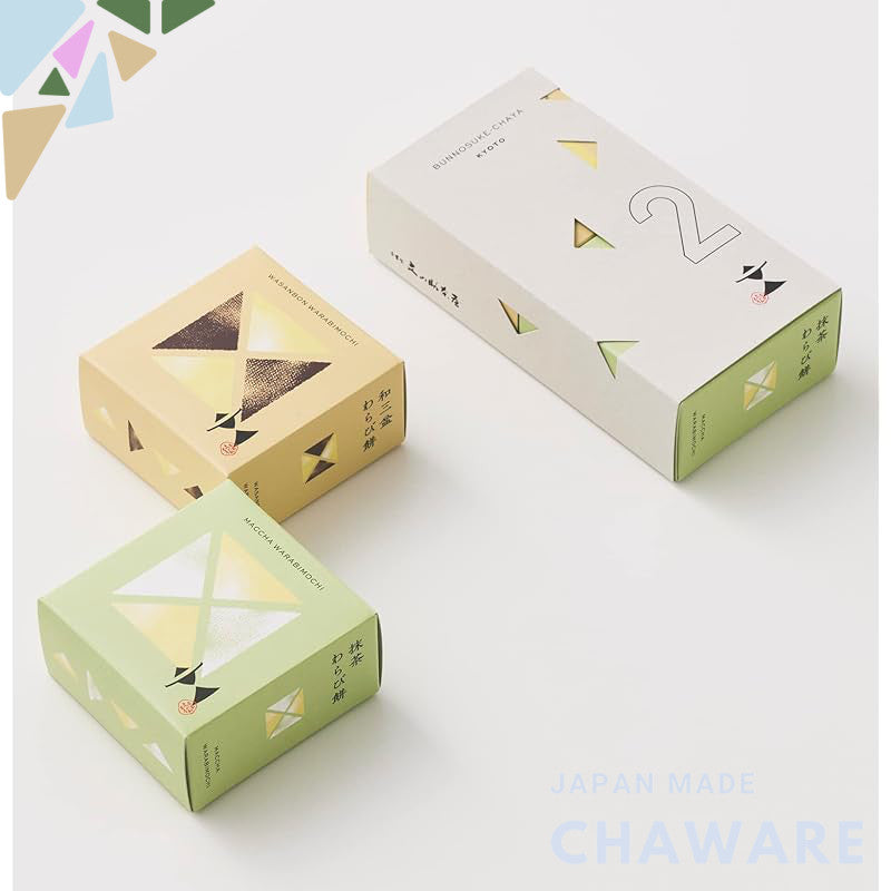【made in japan】
Bun no Suke Tea House Warabi Mochi Assortment (Wasanbon & Matcha) 2 pieces (116g each) - A delightful tr