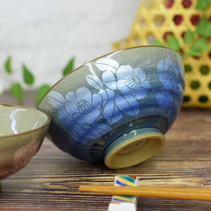 【made in japan】
Waza no Kura Pair Rice Bowls – Stylish Japanese Tableware, Kutani Pottery, Couple's Tea Bowls, Silver-Enhanced Camellia Design, High-End Brand, Gift for Weddings, 60th, 70th, 77th, and 88th Birthdays, Made in Japan.