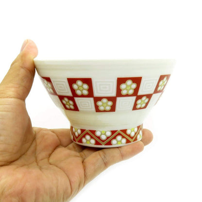 【made in japan】
Waza no Kura Kutani Ware 9-段 Rice Bowl with Plum Checkered Pattern – Stylish Ceramic Japanese Tableware, Perfect Gift for Kanreki Celebration or Special Occasions.