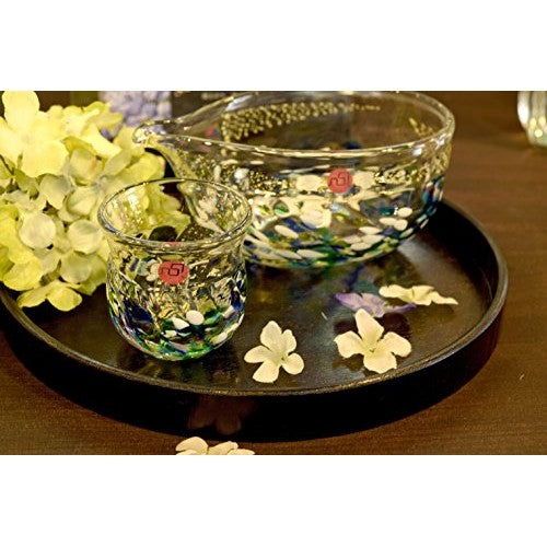 ADERIA Tsugaru Glass Hydrangea Sake Set - Sake Pourer (180ml) and Sake Cups (80ml) - Made in Japan - Stylish Ochoko and Guinomi for Sake - Ideal for Cold Sake - Perfect Gift for Women, Mother’s Day, Father’s Day, Couples, Men - Housewarming Celebrations,