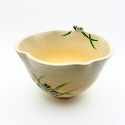 【made in japan】Japanese Matcha Tea Bowl - Traditional Chawan, Made in Kyoto, Moon and Autumn Grass Design, by Koujou Takenaka. Perfect Gift - Dimensions: 11cm Diameter x 8.5cm Height.