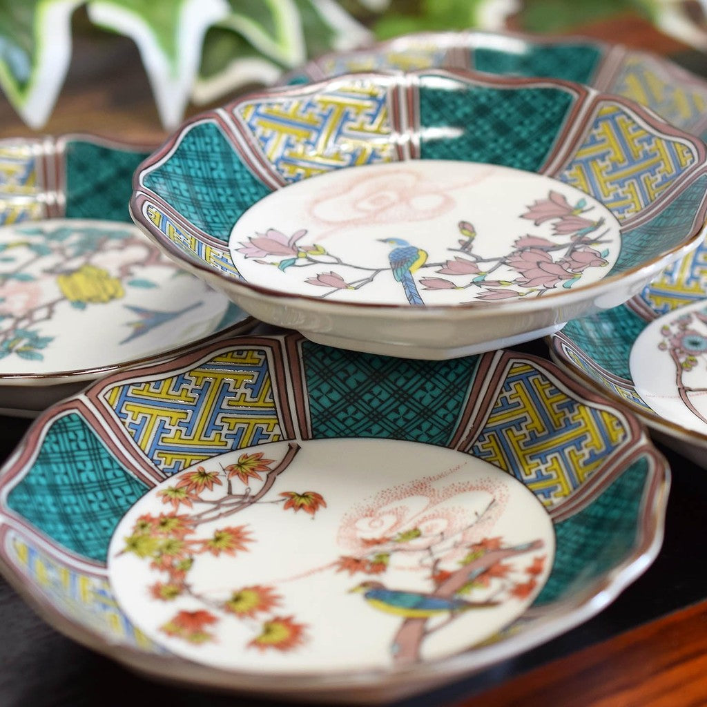 Waza no Kura Stylish Plate Set - Kutani Ware Small Plates (Set of 5) with Varying Flower and Bird Designs - Ceramic Japanese Tableware - Made in Japan