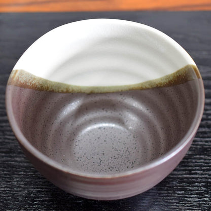 【made in japan】
Stylish Japanese Tea Bowl by Waza no Kura - Kutani Porcelain Rice Bowl for Chazuke, Yoshidaya, Premium Tableware, Made in Japan, Perfect for Birthdays, Milestone Celebrations, or Gifting.