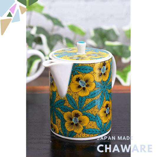 【made in japan】
Stylish Kużyaki Teapot from Waza no Kura, Aoi Design, Premium Quality Ceramic, Japanese Tableware, Comes