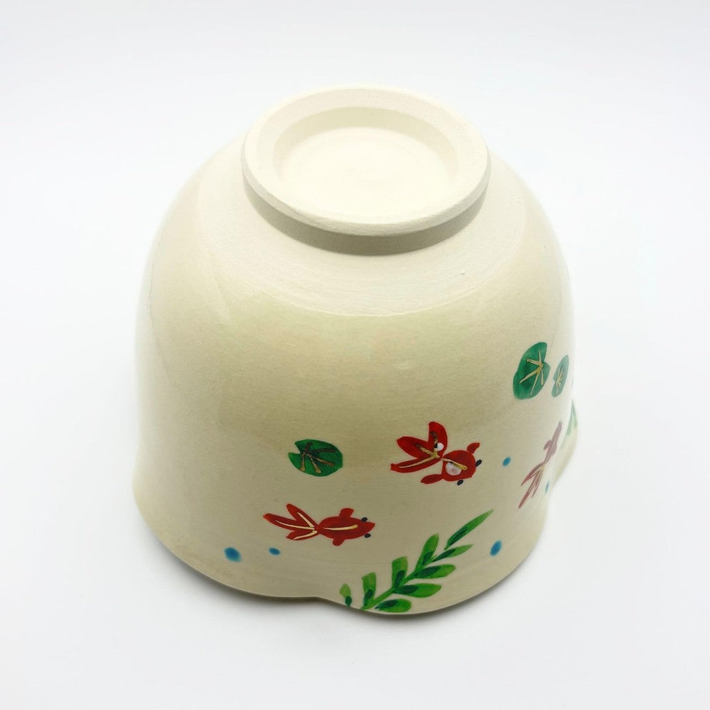 【made in japan】
Japanese Matcha Bowl for Tea Ceremony - Handmade Kyo-Yaki with Goldfish Design by Kohsho Takenaka, Size: 11cm Diameter x 8.5cm Height, Perfect Gift for Tea Lovers.