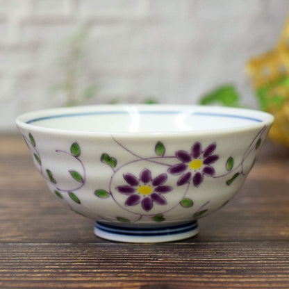 【made in japan】
Stylish Japanese Kutani Ceramic Rice Bowl with Floral Design - High-Quality Tableware, Perfect for Traditional Meals, Made in Japan, Ideal Birthday or Celebration Gift for Milestone Events.