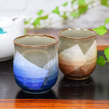 【made in japan】
Stylish Pair of Kutani Porcelain Teacups by Waza no Kura - Elegant Silver Glaze, High-Quality Japanese Tableware, Perfect Gift for Milestone Celebrations like 60th, 70th, 77th, and 88th Birthdays