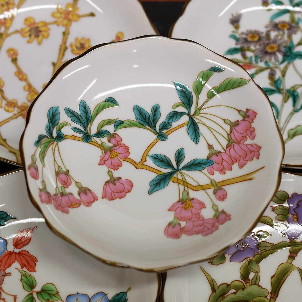 Waza no Kura Plate Set - Stylish Tableware, Kutani Ware Small Plates, Set of 5, Seasonal Flowers, High-Quality Ceramic, Premium Brand, Japanese Tableware, Serving Plates, Made in Japan, Wedding Gift, Present, Gift.