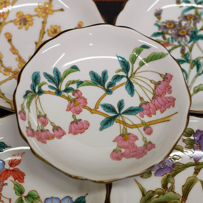 Waza no Kura Plate Set - Stylish Tableware, Kutani Ware Small Plates, Set of 5, Seasonal Flowers, High-Quality Ceramic, Premium Brand, Japanese Tableware, Serving Plates, Made in Japan, Wedding Gift, Present, Gift.