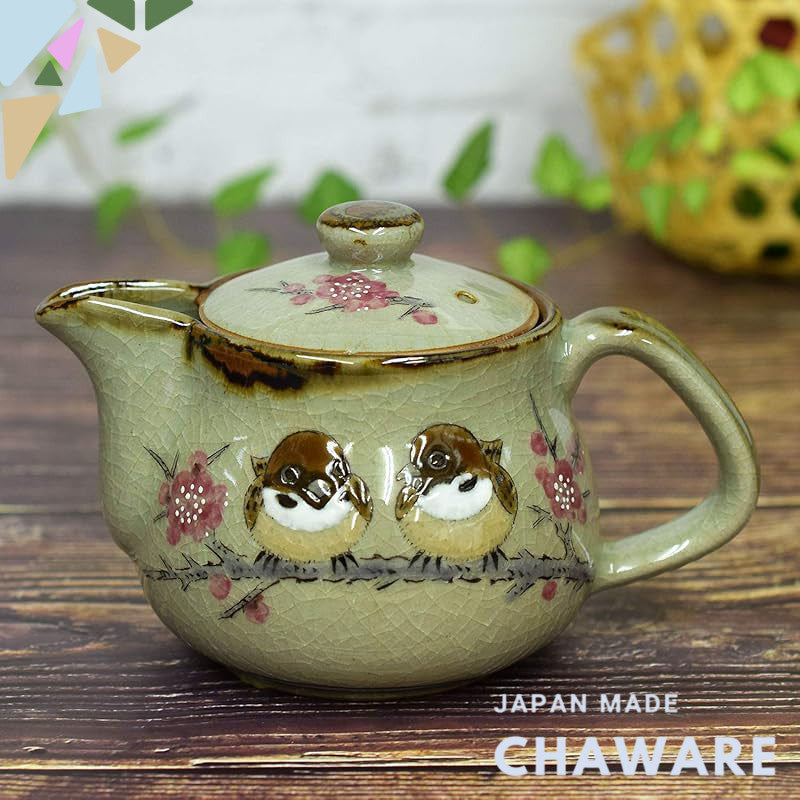 【made in japan】
Stylish Japanese Teapot with Strainer, Kuttani Ware, Sparrow Design, Ceramic, Brand New, Made in Japan, 