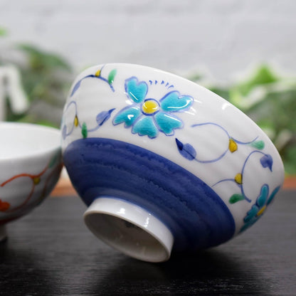 【made in japan】
Waza no Kura Couple Rice Bowls - Elegant Japanese Tableware, Kutani-yaki Ceramic, Flower and Arabesque Design, Premium Quality, Made in Japan, Perfect for Weddings, Birthdays, and Celebrations like 60th and 70th Anniversaries, Ideal Gift f