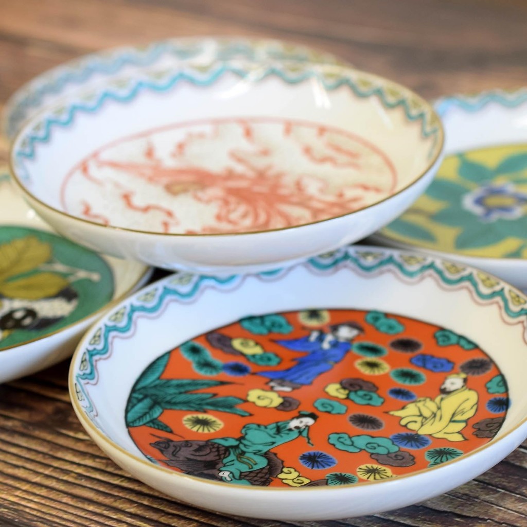 Waza no Kura Plate Set - Stylish Kutani Ware Small Plates, Set of 5, Era Painting, Ceramic, Japanese Tableware, Serving Plates, Made in Japan.