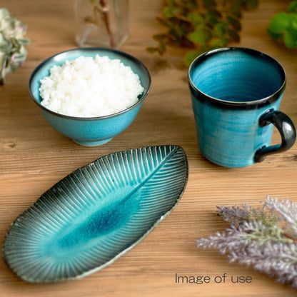 【made in japan】
Mino Ware Higashiyama Kiln "Turquoise Blue" Rice Bowl - Stylish Large Tea Bowl, Diameter approx. 11cm, Height 6cm, Japanese Tableware, Made in Japan, Ideal for Rice and Tea.